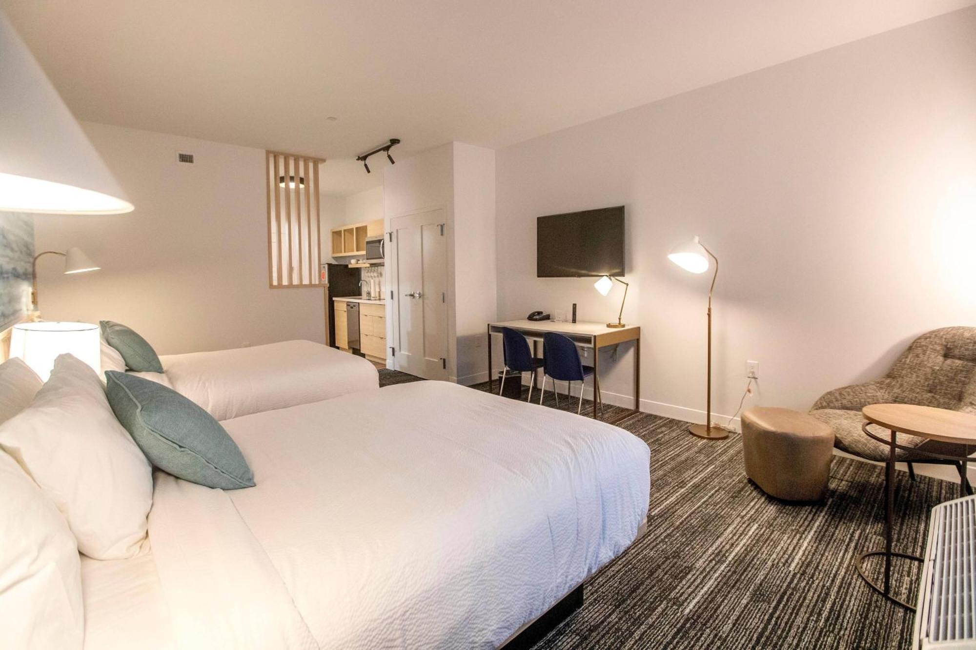 Towneplace Suites By Marriott Конро Экстерьер фото